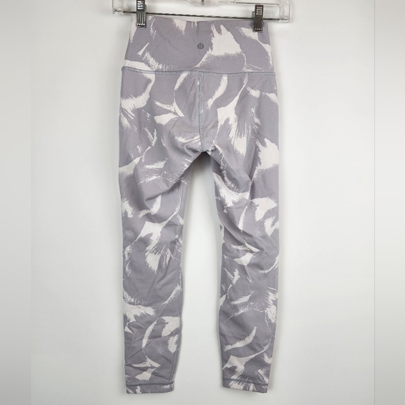 Lululemon Wunder Under HR Tight Mid Rise Gray Pattern Size 4 - Picture 2 of 7